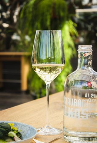 Hvidvin er en vigtig del af den kulturelle oplevelse for mange mennesker